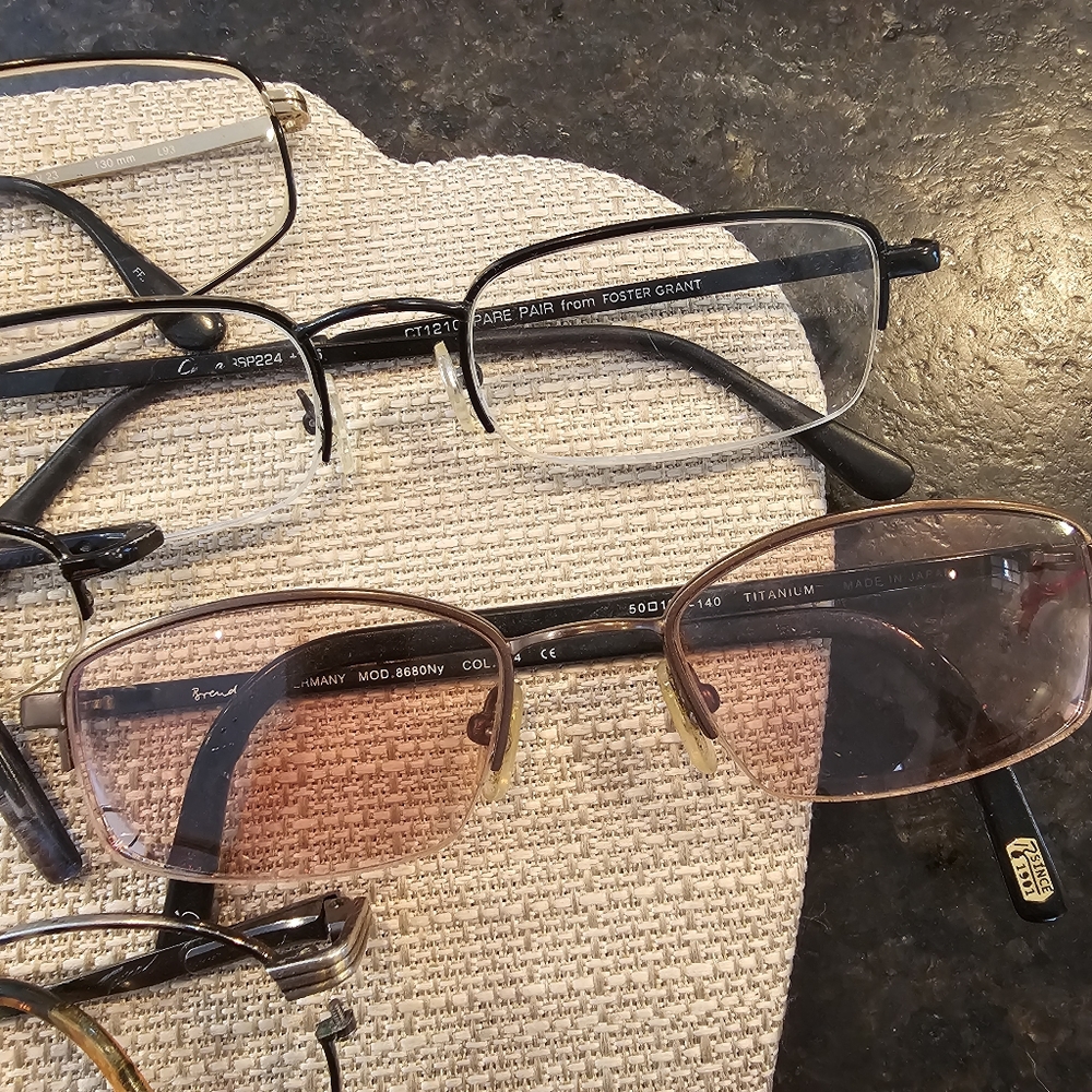 7 pairs of wire frame glasses for crafting/art projects/repurposing - Picture 5 of 6